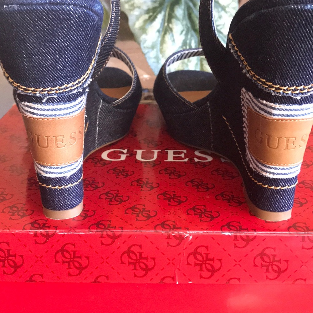 Shoes - Picture 3 of 4
